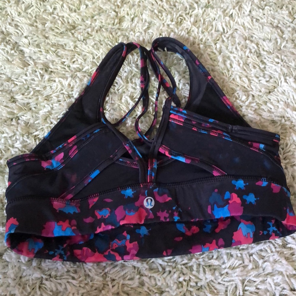 Lululemon sports bra - Picture 2 of 4